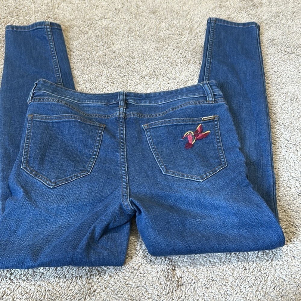 Matilda Jane Women's Jeans Sz 8 With Hummingbird Embroidery Stretch mid rise - Picture 2 of 6